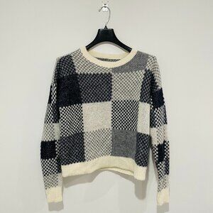 Abercrombie & Fitch Women Black and White Sweater Size S,
